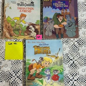 Disney The Black Cauldron Book, Hunchback and Rescuers Down Under